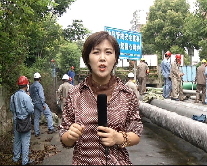 安庆石化8.8公里旧管廊带昨日开拆!