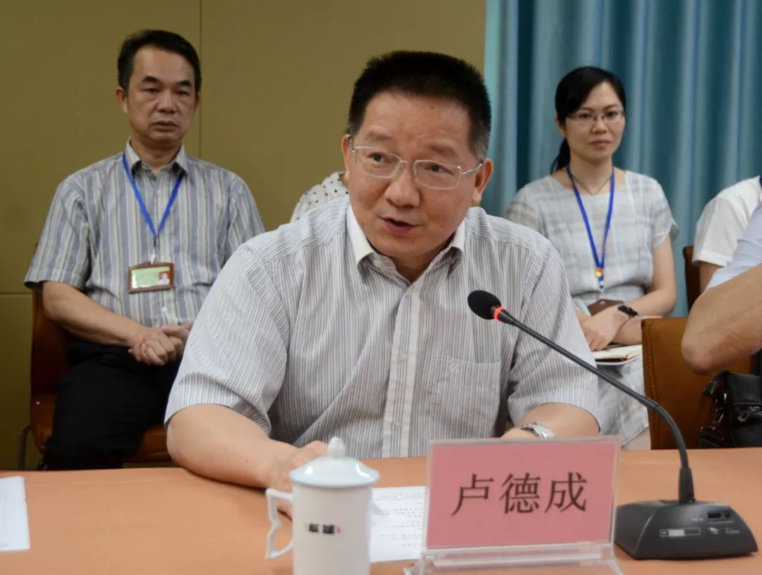 许建荣为组长的专家组一行9人到我院开展创等达标工作调研及相关咨询