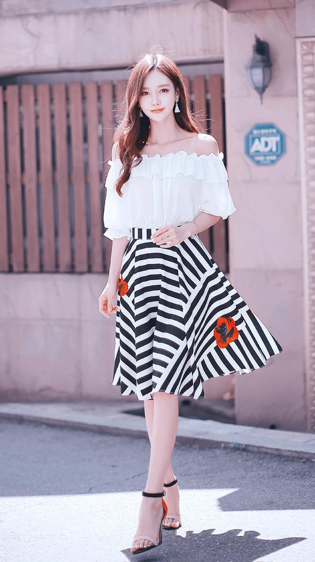 值得珍藏,超高清模特写真系列,细高跟搭配凸显淑女气质