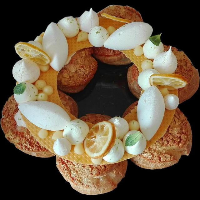 由自行车激发起灵感的经典美食车轮泡芙跟一般的泡芙不太一样