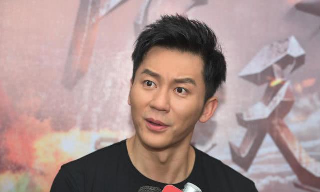 李晨图集:我喜欢那些让我笑起来的人,就算是我不想笑的时候