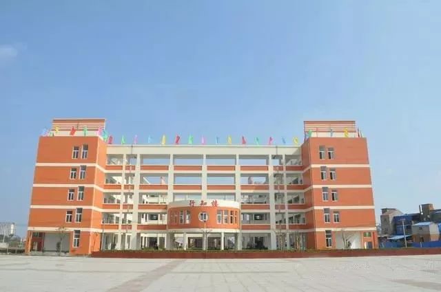 和县第一中学03安徽工业大学附属中学02安徽工业大学01这9所学校分别