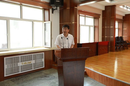 向阳区召开政府全体扩大会议