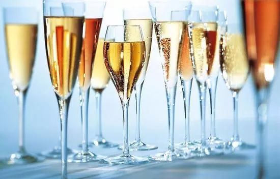 香槟的排名_伊利诺香槟分校qs排名(2)