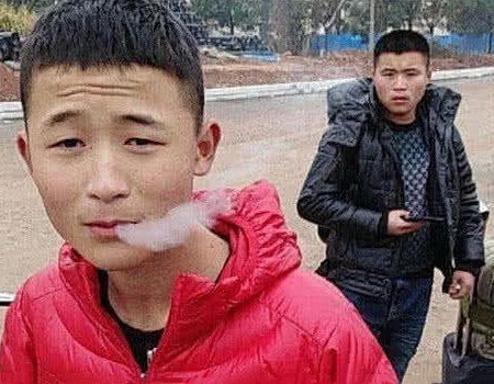 首先就是学校里的扛把子.
