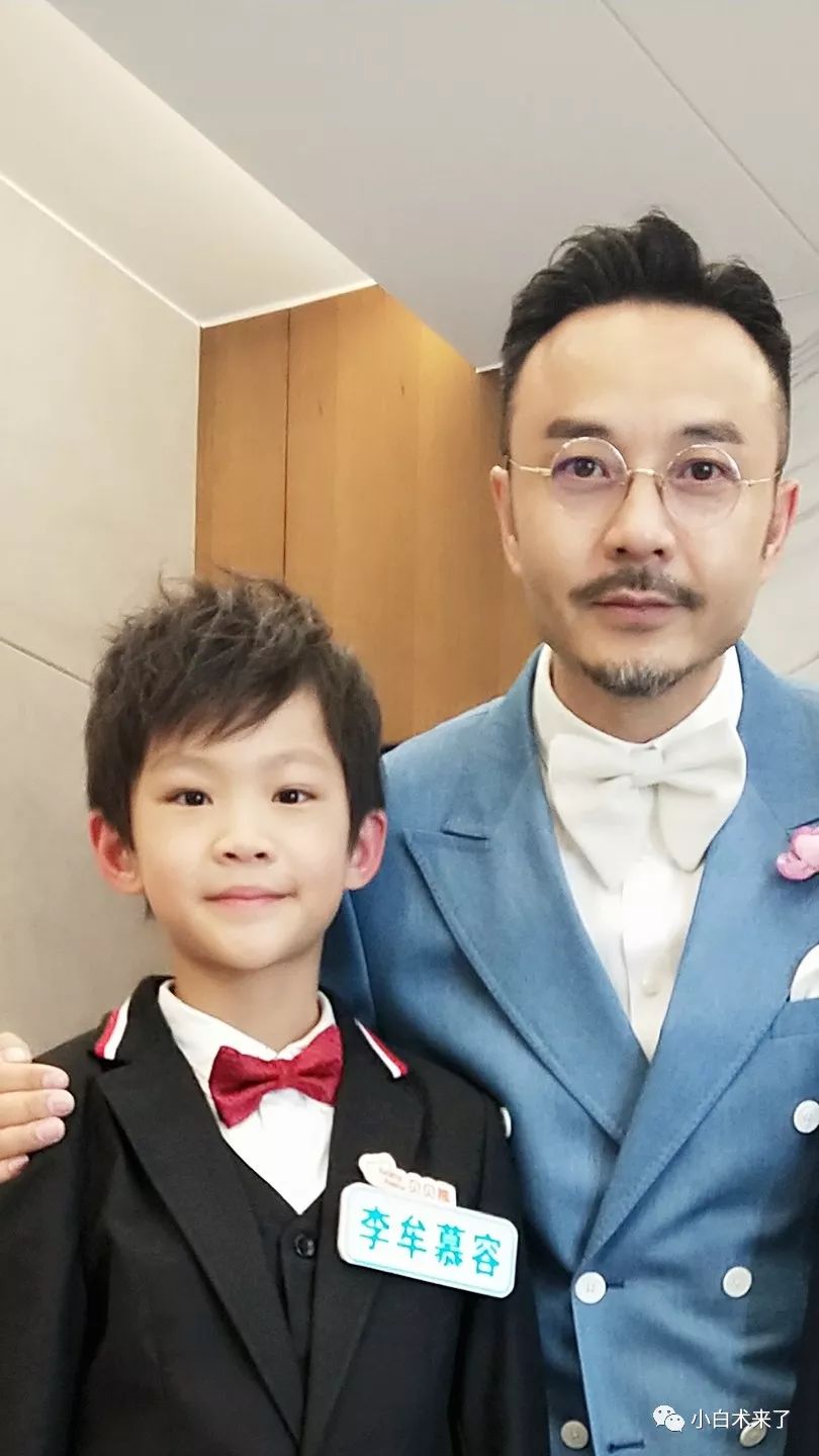 李牟慕容再次圆梦湖南卫视录制人气节目天天向上