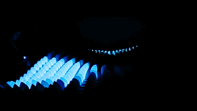 每当星辰变幻时, 这里有一个新潮科技艺术展奇幻绽放!