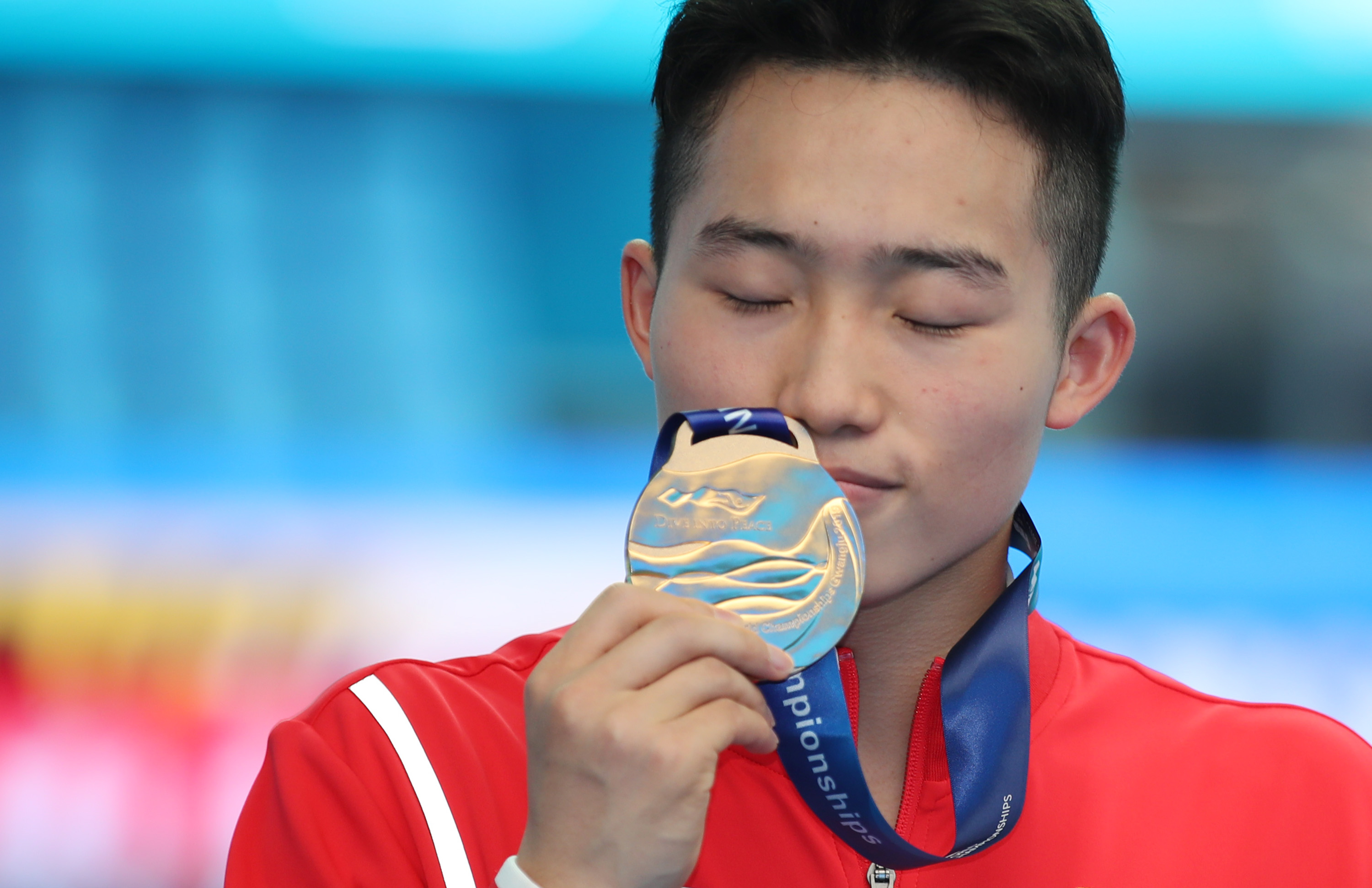 跳水男子一米板中国选手包揽金牌铜牌