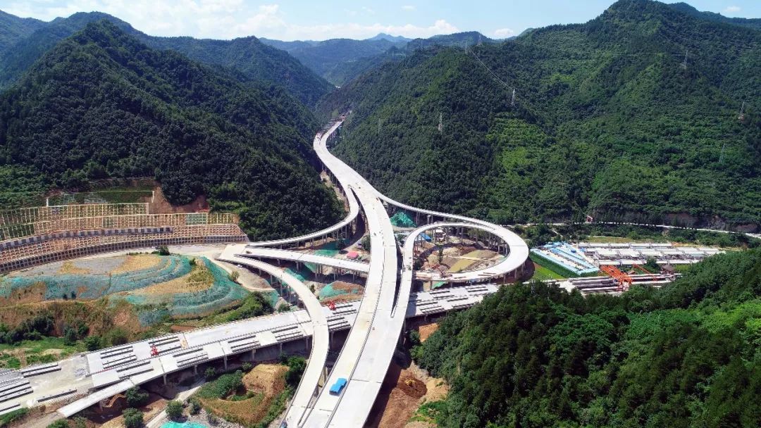 进展过半太凤高速预计2020年底建成通车