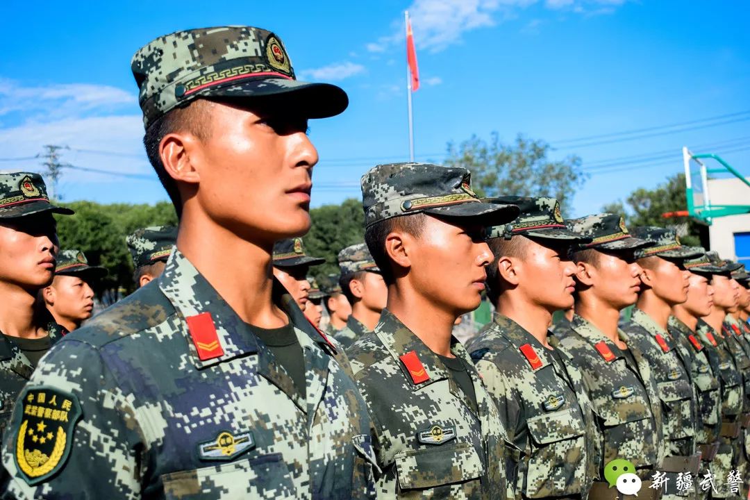 近日,武警新疆总队昌吉支队为期两个月的预提指挥士官集训已悄然过半