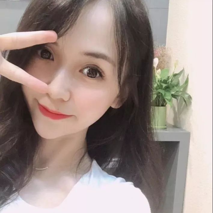 赵芷璐和宝宝一起热爱生活刚生完二宝没多久的joanna状态就已经恢