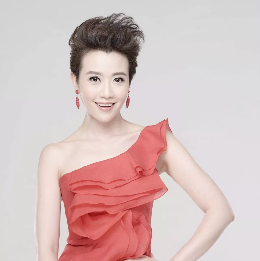 特别说明:两岸知名主持人寇乃馨,台湾音乐教父黄国伦,超级演说家年度