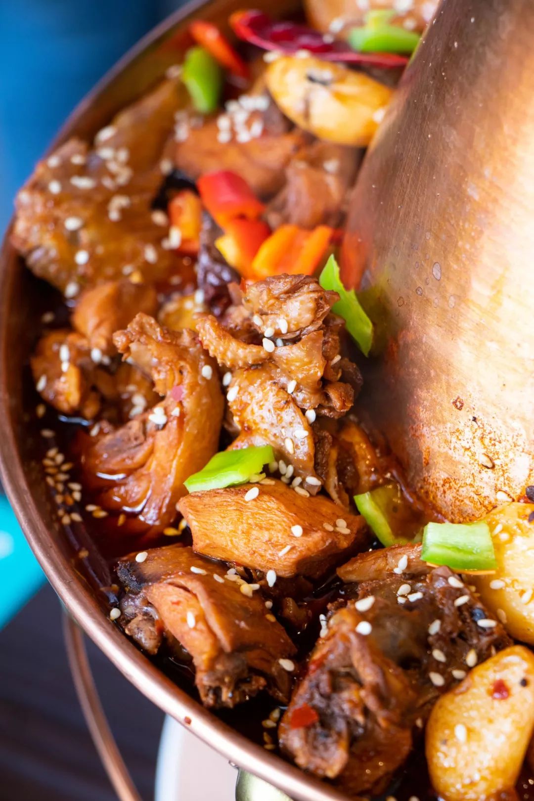 小龙虾免费吃,青岛啤酒免费喝!烟台这家店人均30 !