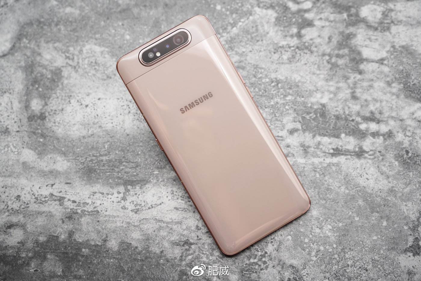 仅313件!三星新机a80预售不足上千台 网友:性价比是关键