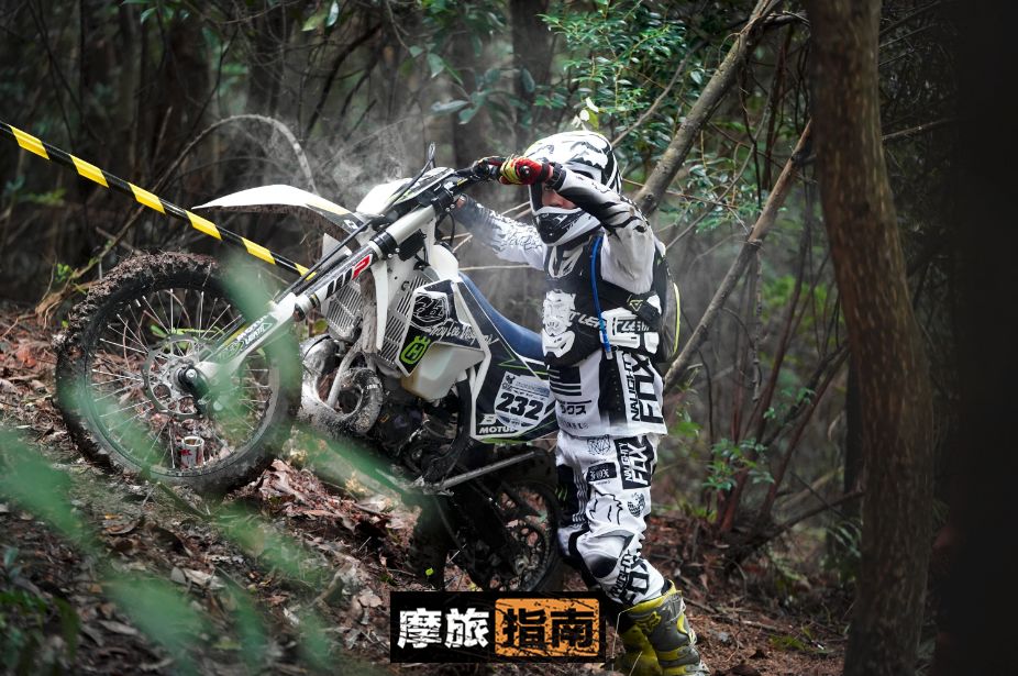 cess地狱之门开启中国最顶级难度越野摩托耐力联赛