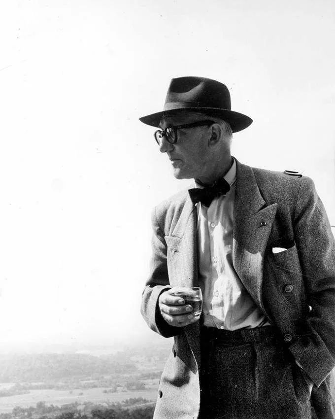 纪念碑谷,诗意城堡._corbero