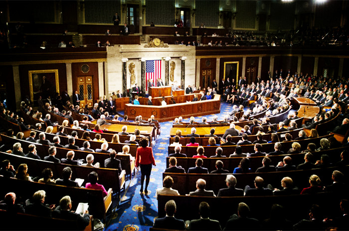 原创美国国会投票通过一法案,特朗普无法私自宣战,必须通过国会批准