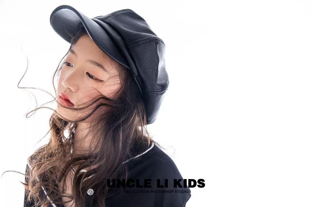 小李叔叔曹可心