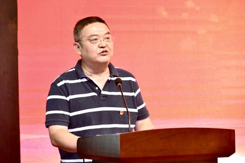 不忘初心跟党走_第三届“新华红”思享会走进淮安白马湖 不忘初心跟党走_第三届“新华红”思享会走进淮安白马湖