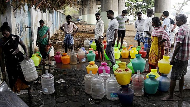 原创印度正在经历干旱与暴雨两重天,主要城市缺水,其他地区遭遇洪水
