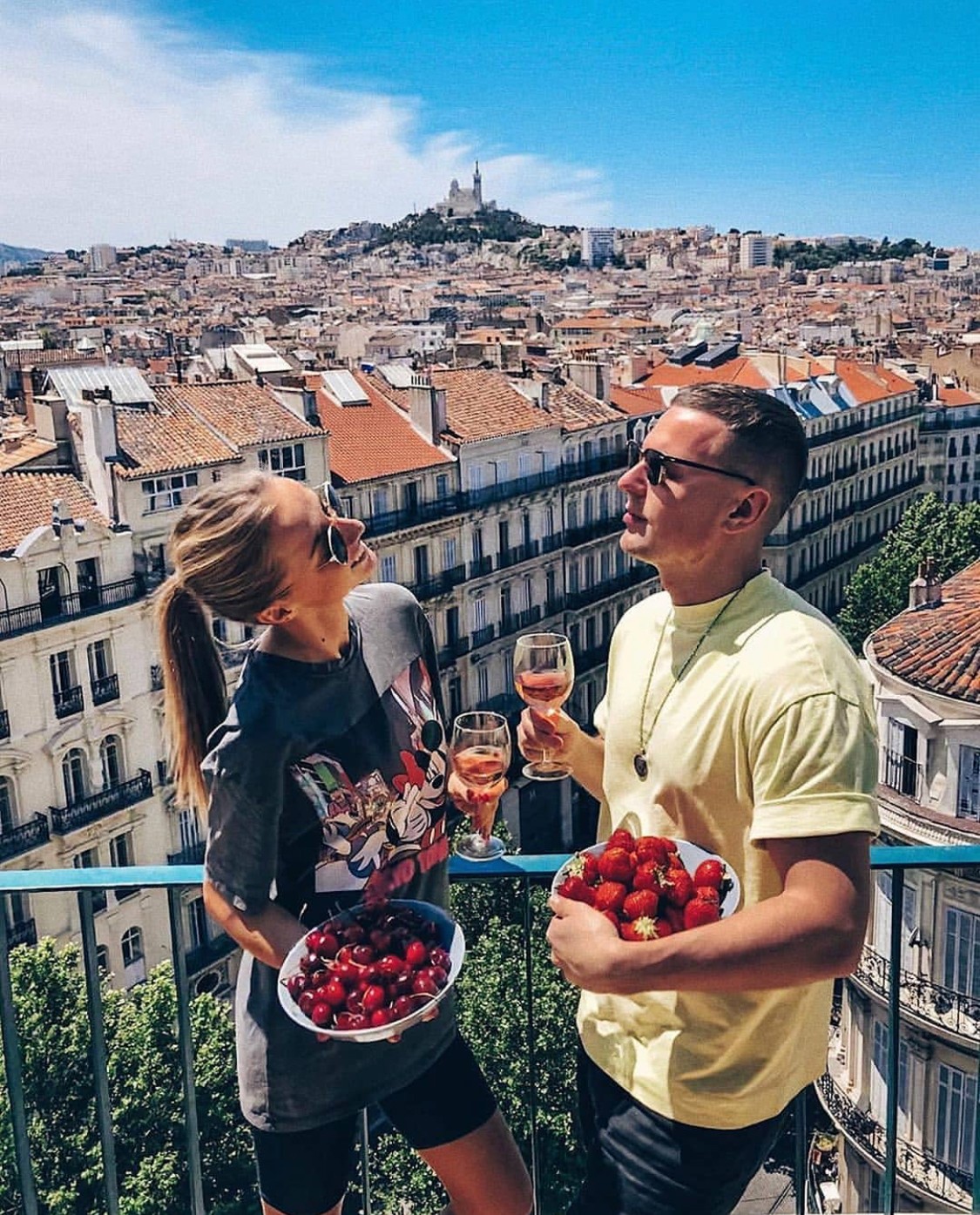 世界各地的情侣们旅游照是这样的