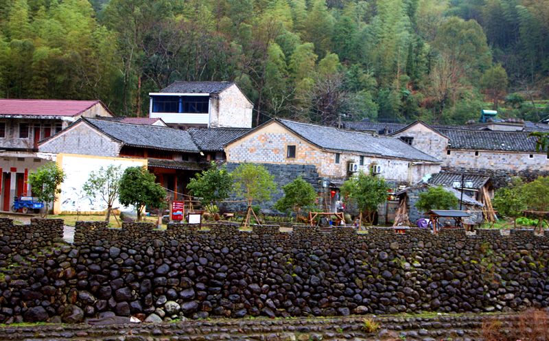 印象天台外婆湾又添一景1500米玻璃滑道