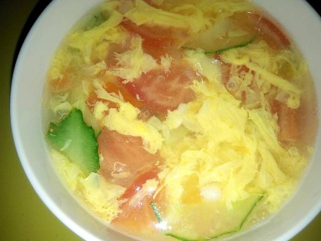 黄瓜和西红柿一起吃,营养都浪费了?营养师推荐几种黄瓜搭配吃法