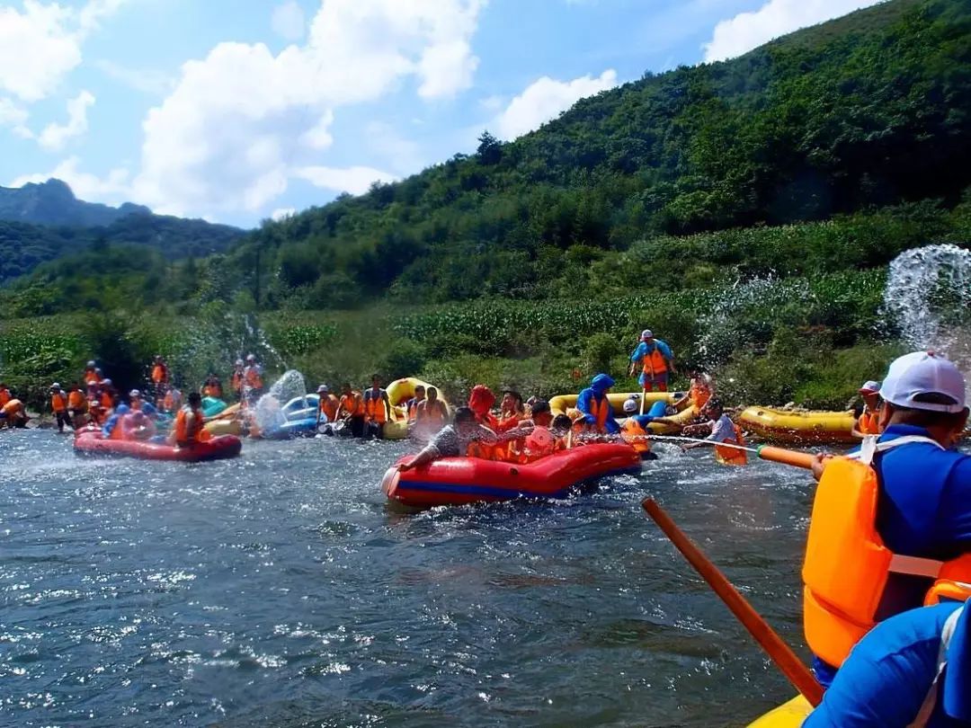 合川九峰山漂流图片