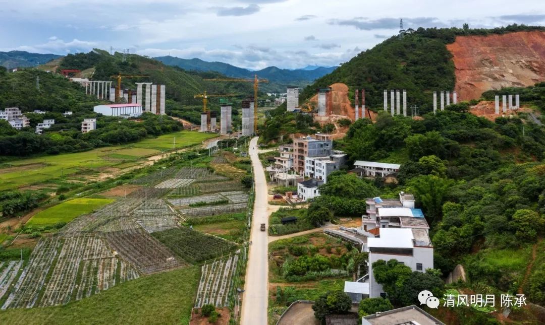 最新!雲茂高速(信宜)水口赤坎 丁堡鐵爐段視頻 圖