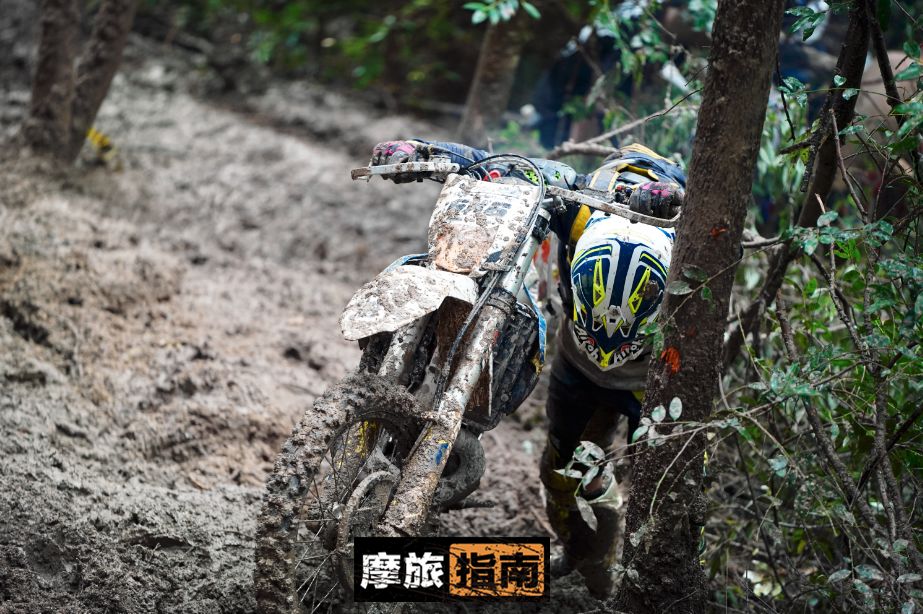 cess地狱之门开启中国最顶级难度越野摩托耐力联赛