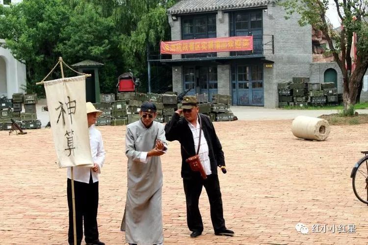 走在研學路上山東棗莊嶧城金寺紅軍小學開展國防教育活動