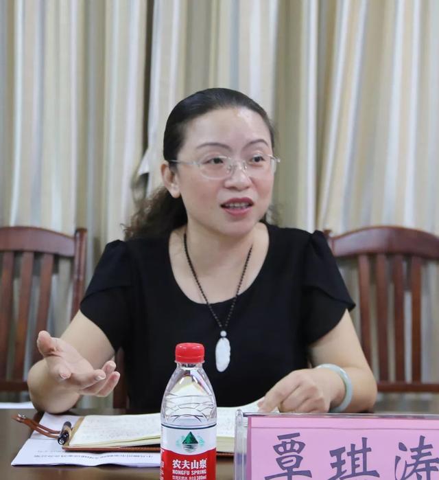 柳州市宣传部部长图片