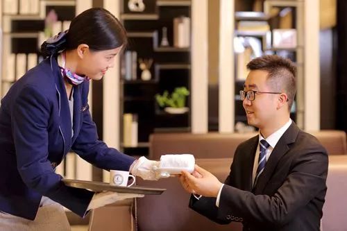 做好这几个细节,能让25%的老顾客带来餐厅75%的利润