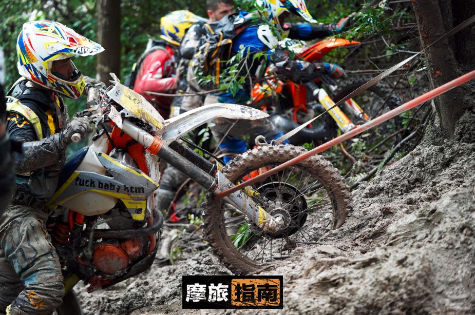 cess地狱之门开启中国最顶级难度越野摩托耐力联赛