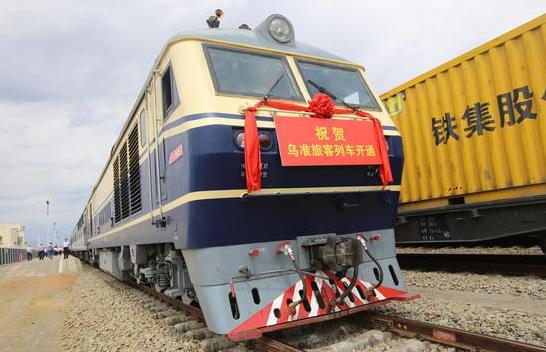 这条铁路就是乌准铁路,起始于乌鲁木齐北,终止于准东,是乌将铁路的