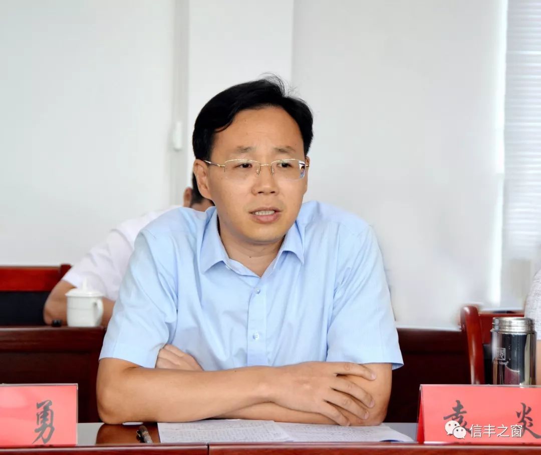 袁炎要求,要加强乡镇规划建设管理,提高工作质效,打造信丰靓丽北大门