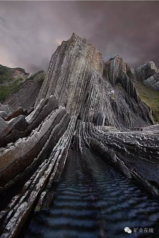 乱石穿空67最美石头