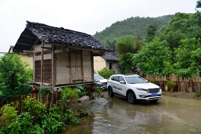 原创捷途西部探索贵州瑶山曾经的两片瑶服饰如今面貌如何