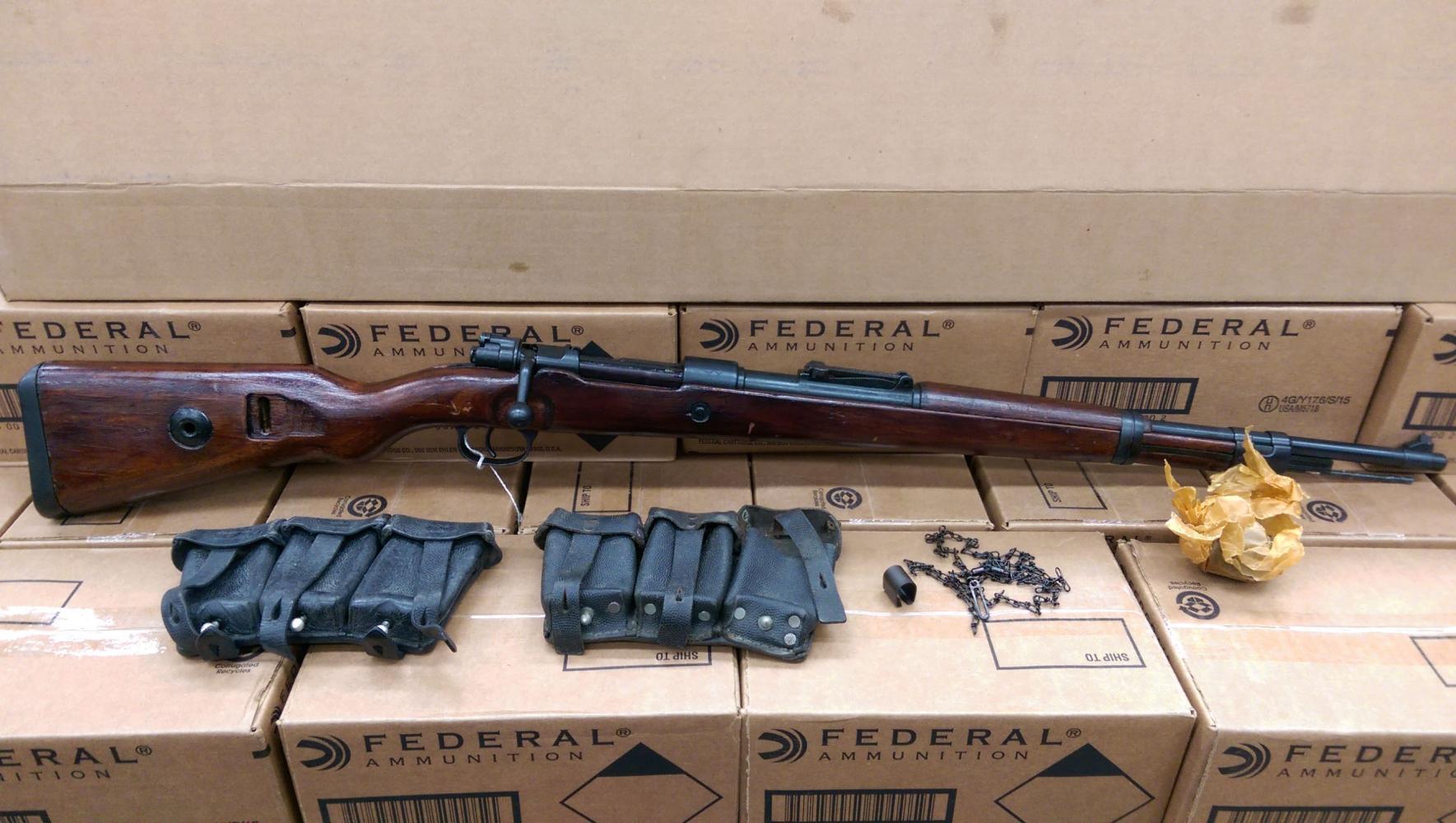 1867年,德国的毛瑟兄弟,第一次在子弹的装填上作出了改进,其所创造的