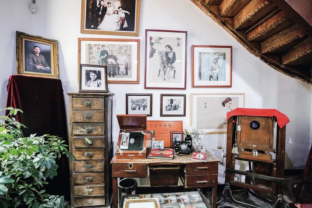 壮丽70年奋斗新时代皇宫照相馆的时代记忆