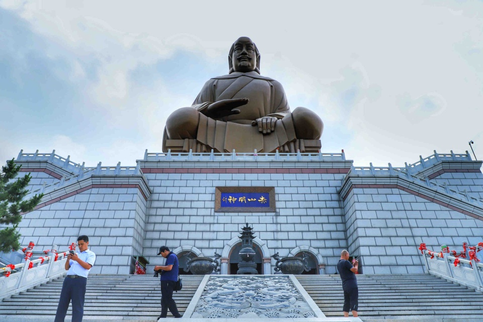 酷暑难耐,带你走进石岛赤山,畅享26℃,拥抱清凉美景尽收