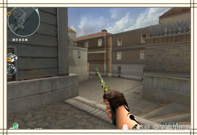 穿越火线:马来狗,马来剑本身攻击距离远,如果按住左键一直不撒手,那么