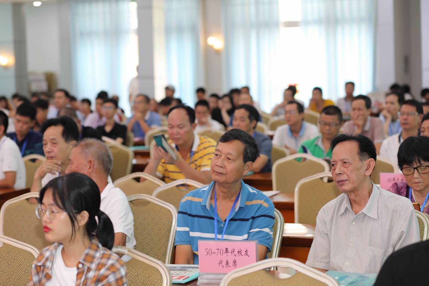 图/陈希宇 文/何江江 龙伟华 编辑/六艺传媒返回搜狐,查看更多