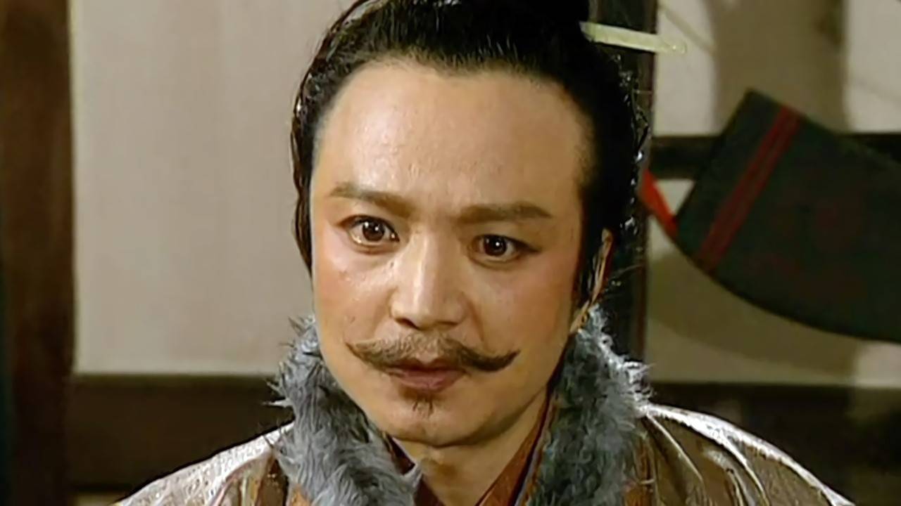 刘封是刘备养子,帮助蜀国占领上庸,为何诸葛亮还要刘备杀掉刘封