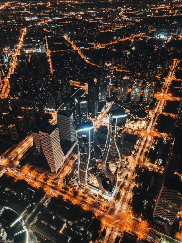 左手经典右手繁华这是不一样的诗意杭州