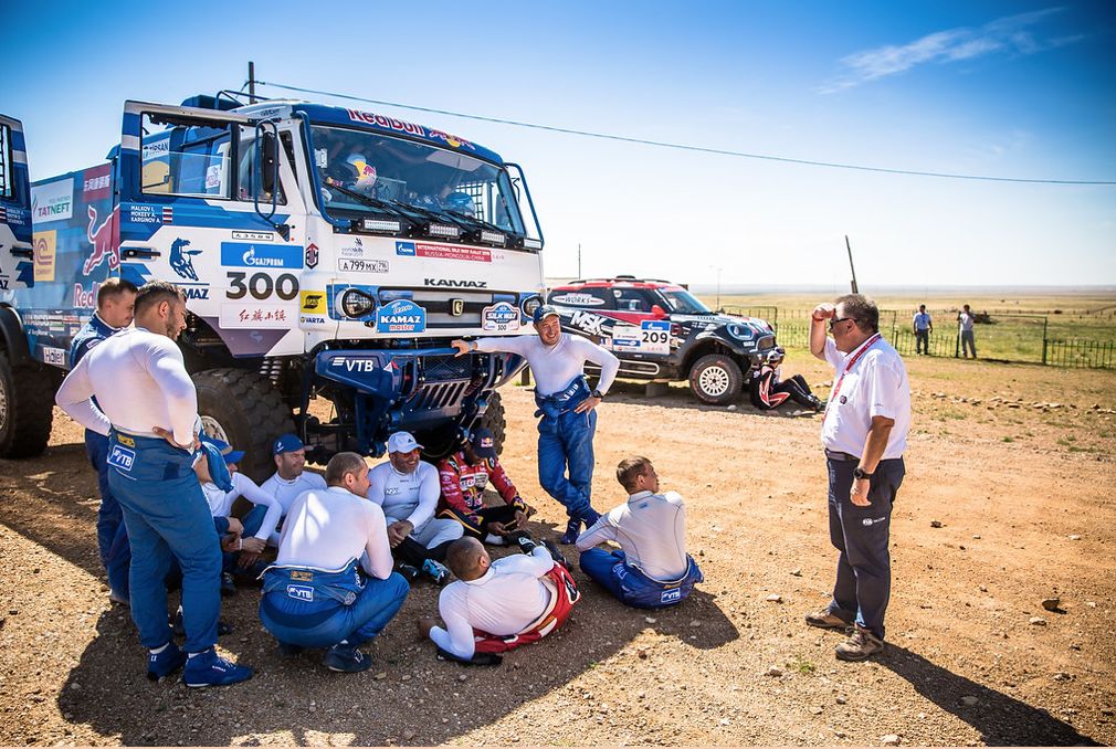 黄金拉力赛改名卡在哪里用_999‰黄金是什么意思