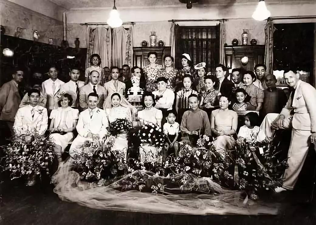 一个犹太摄影师用胶片拍了无数民国美女,美到无可救药!_上海