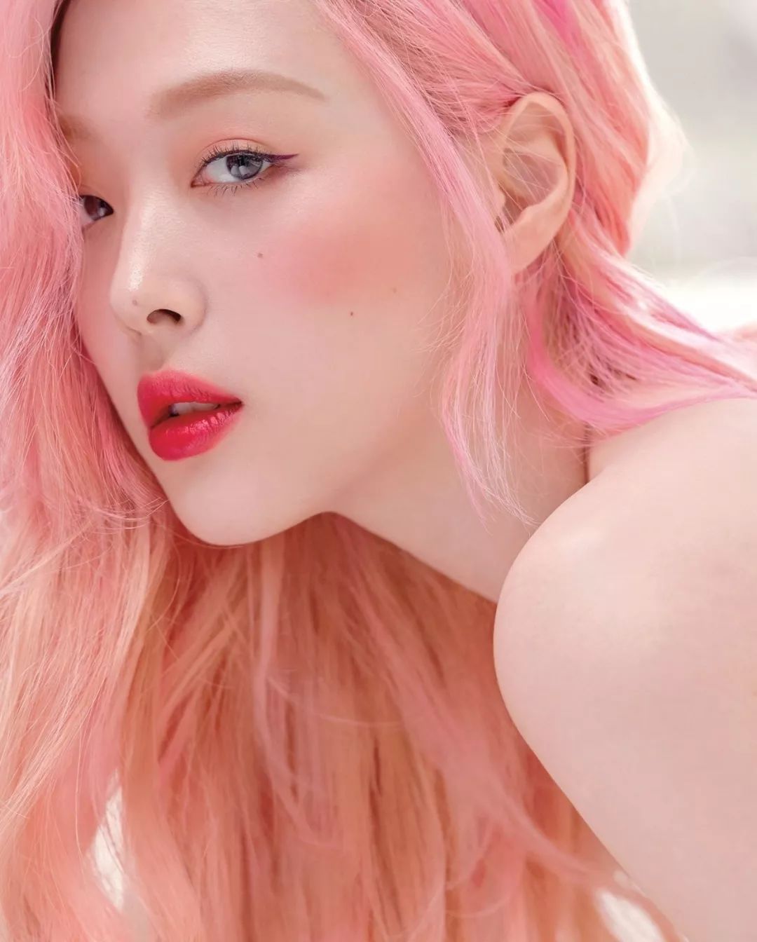 如何hold住挑人又显黑的芭比粉造型真爱粉拯救行动美感up不死亡