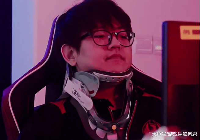 fpx上单金贡首播想rap但忍住了科普西八只是感叹词