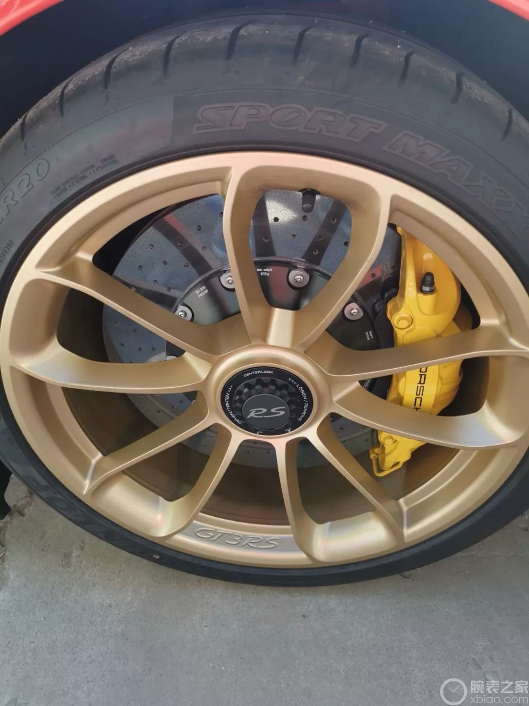车和表我都要 喜提百达翡丽5968a和保时捷gt3 rs